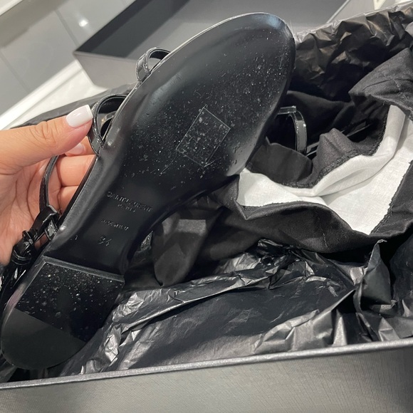 YSL Perfect condition only used once - Picture 2 of 3